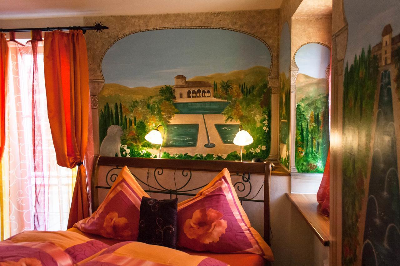 Cleo'S Hotel Kallstadt Kültér fotó